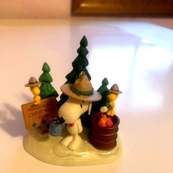 Hallmark Keepsake - Holiday En-tree-preneurs- The Peanut Gang - 2011 - Picture 8 of 13